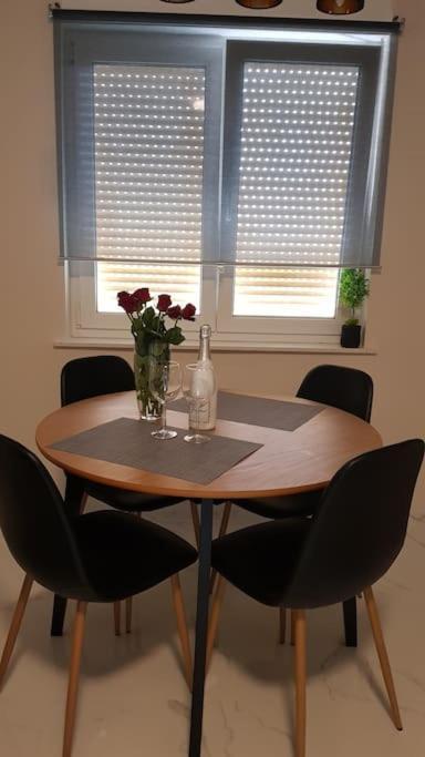 Mias Luxury Apartment Rijeka Buitenkant foto