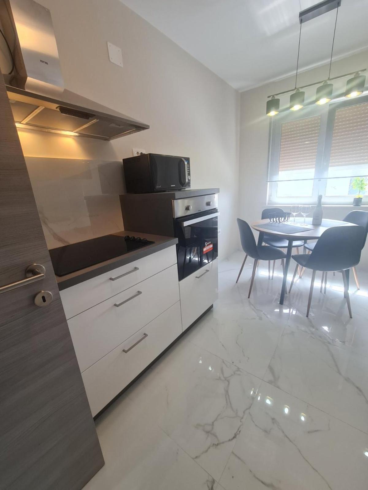 Mias Luxury Apartment Rijeka Buitenkant foto